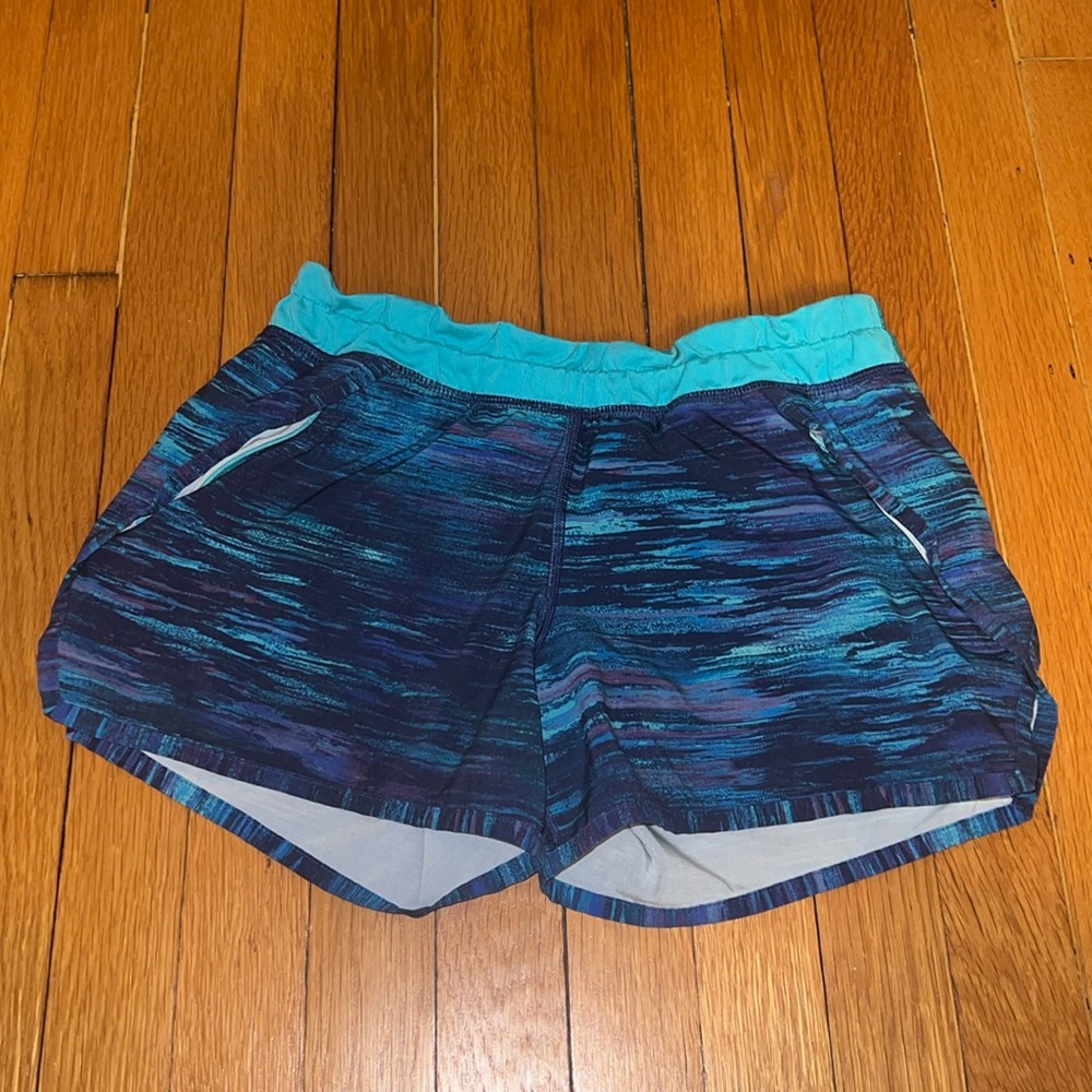 Excellent condition Lululemon girls Ivivva shorts